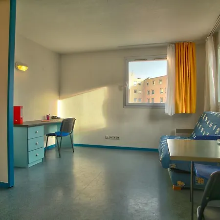 Neoresid - Mayol Apartment Toulon